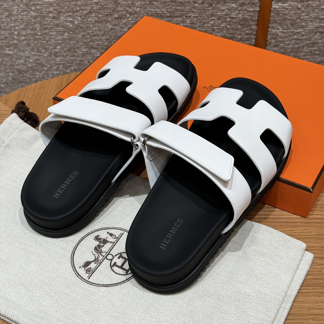 Hermes-chypre sandal