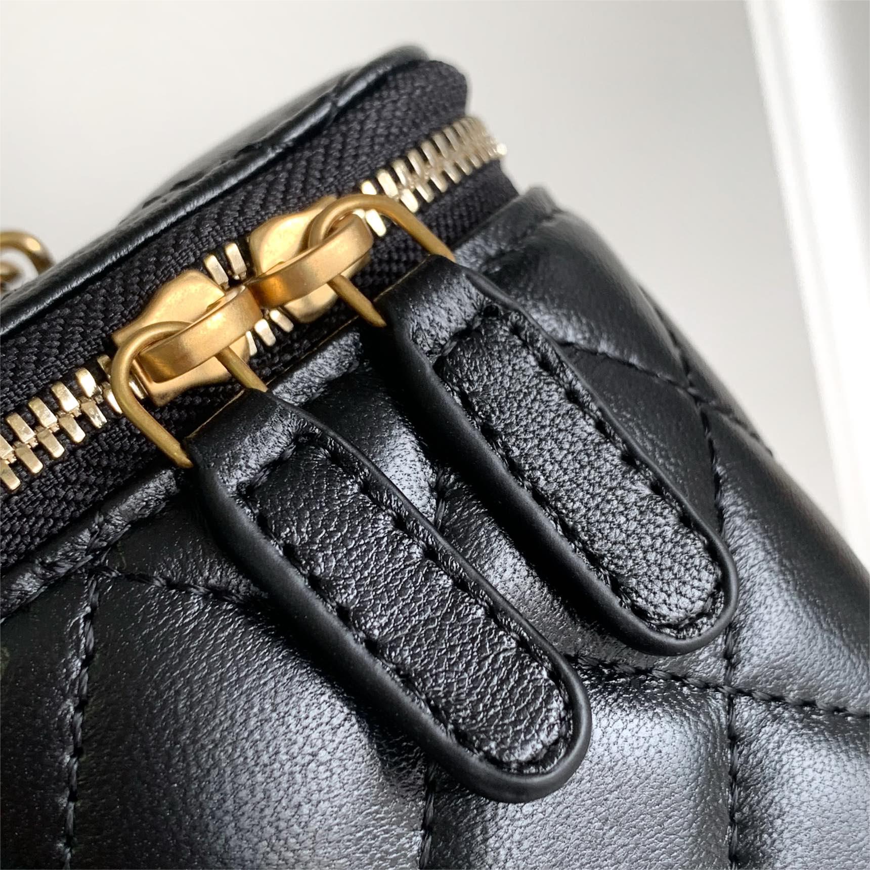 Chanel-Enamel Buckle Box Bag