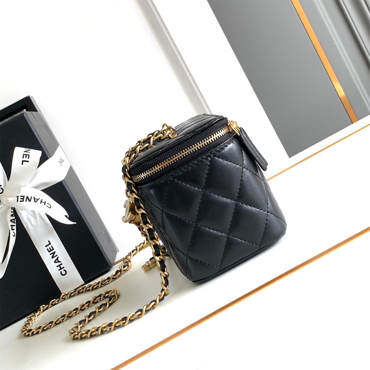 Chanel-Enamel Buckle Box Bag