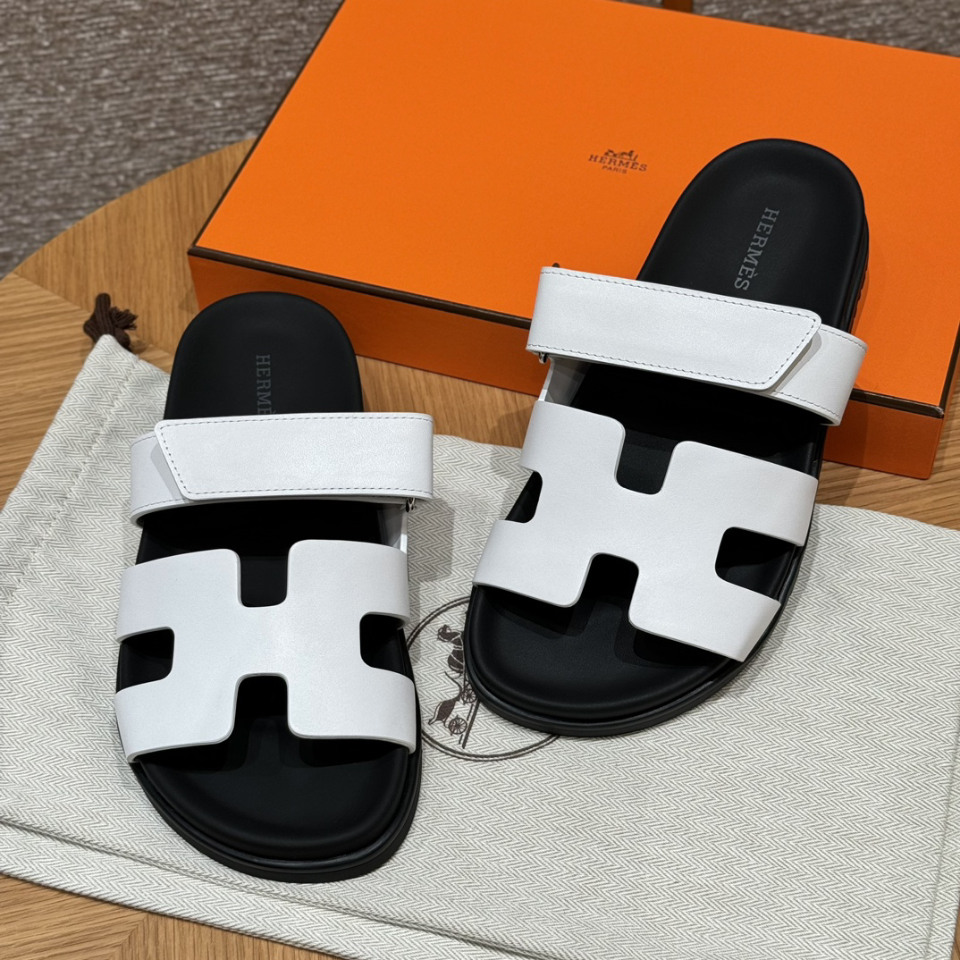 Hermes-chypre sandal
