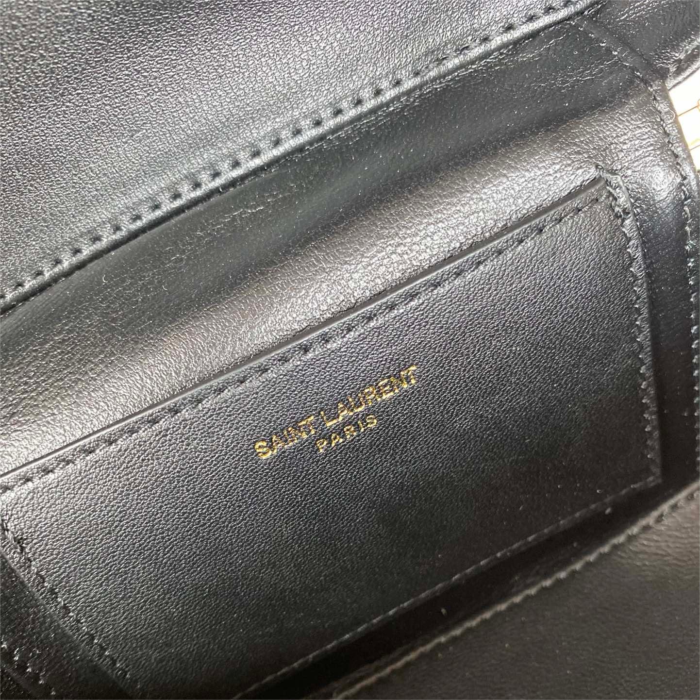 YSL-Sheepskin leather shoulder straps, hand-held bag, makeup bag