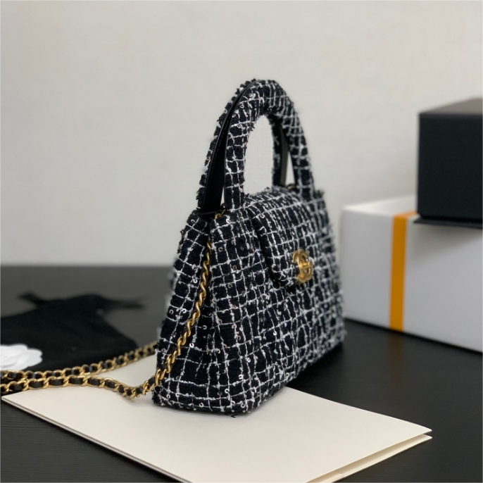 Chanel-Large Woolen Fabric Diamond Grid Coarse Nylon Bead Cloth Handbag