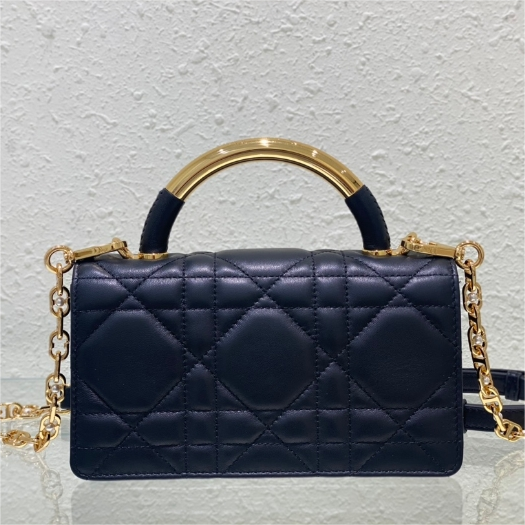 DIOR-Ange Sheepskin Metal Hand Chain Rattan Plaid Mini Style bag