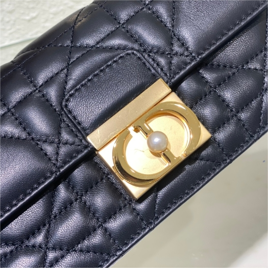 DIOR-Ange Sheepskin Metal Hand Chain Rattan Plaid Mini Style bag