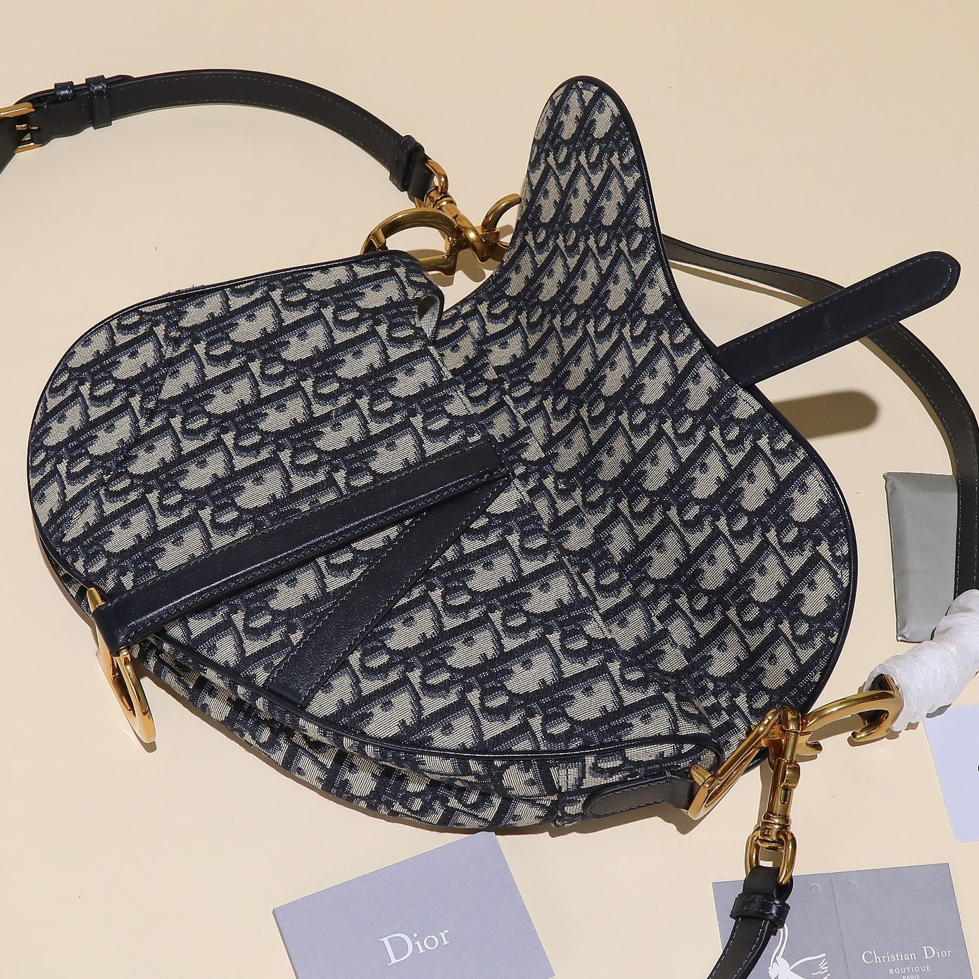 CD-Saddle Classic Saddle Shoulder Crossbody Bag.