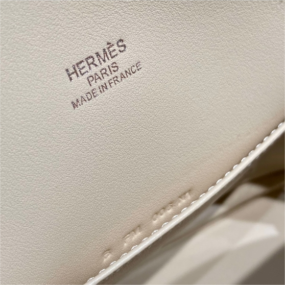 Hermes-Mini Bowling Milk Shake Silver Buckle Compact and Lightweight bag