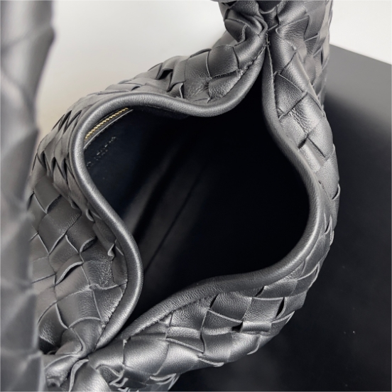 BV-Original Leather Underarm Loose Small Handbag