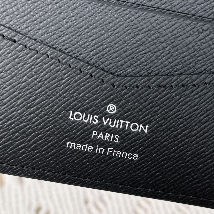 LV-Epi Leather Ripple Wallet