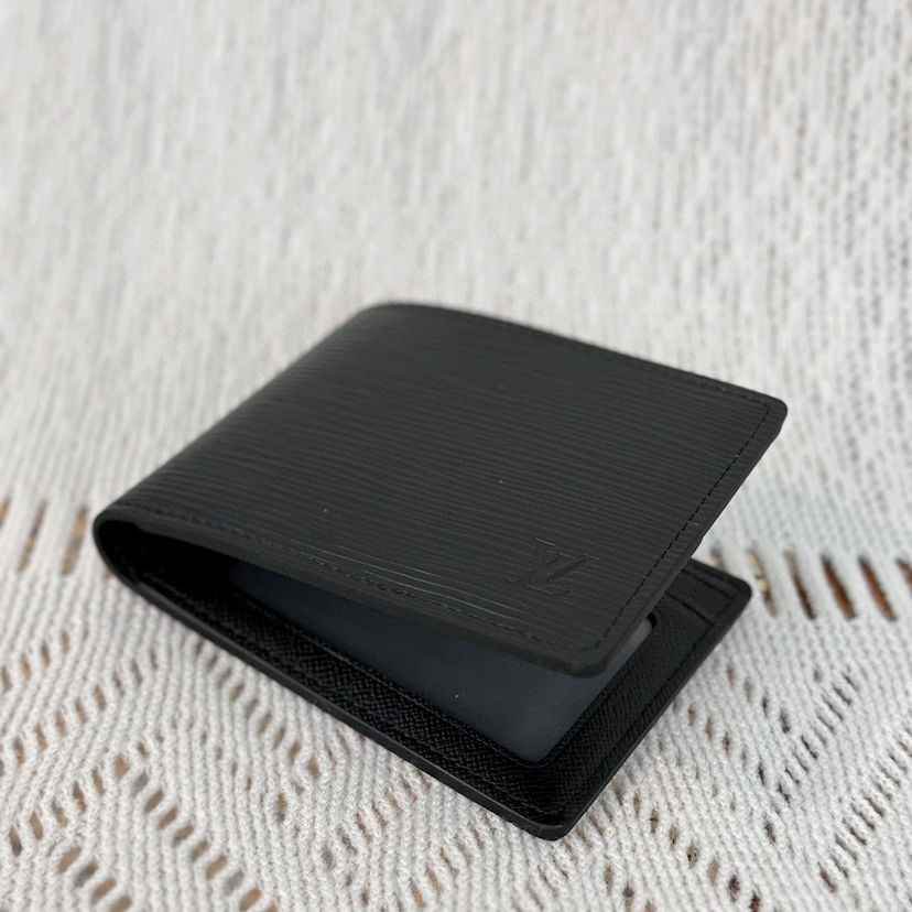 LV-Epi Leather Ripple Wallet