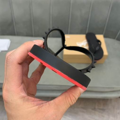 Christian Lubotin-High end rivet flip flops