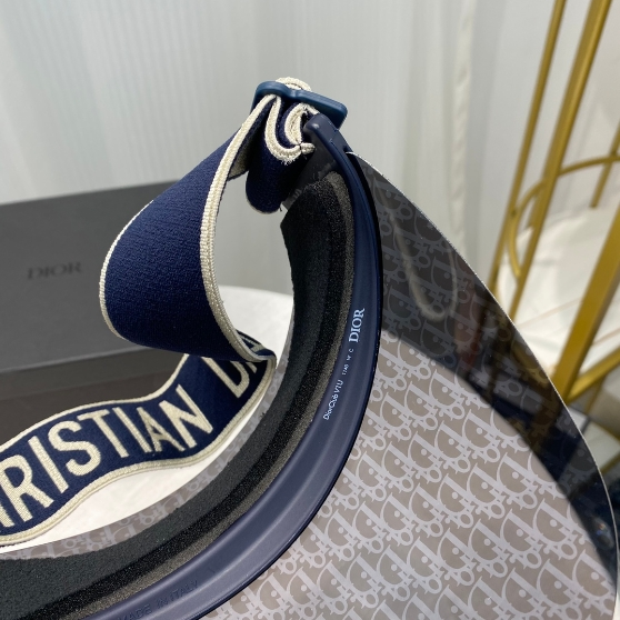 DIOR-Logo Printed Resin Mirror Sunscreen Hat