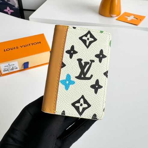 LV-Pocket Wallet Card Compartment