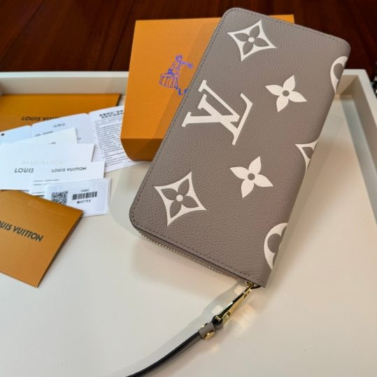 LV-Two Tone Fingerprint Cowhide Leather Wallet