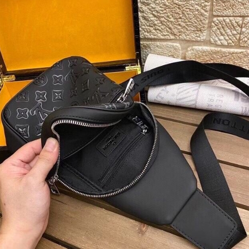 LV-Explosive Soft Cowhide Simple Chest Bag