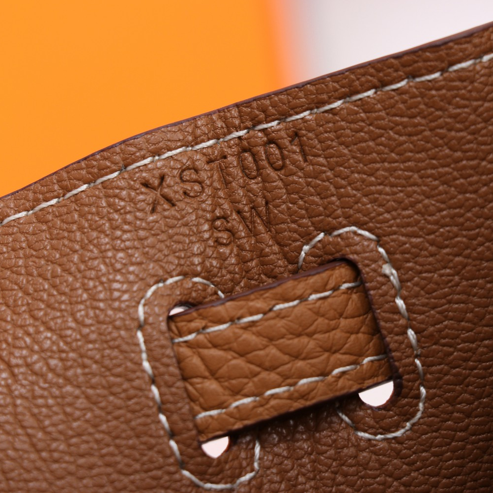 HERMES- Birkin 25 Golden Brown Handbag