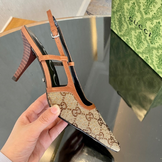 Gucci-Middle Aged Rhinestone Mesh Sheepskin Sandals