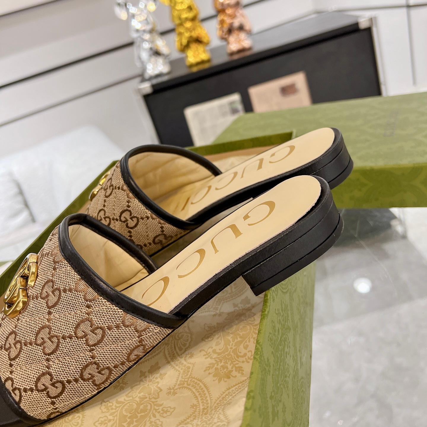 Gucci-spring and summer flat slippers