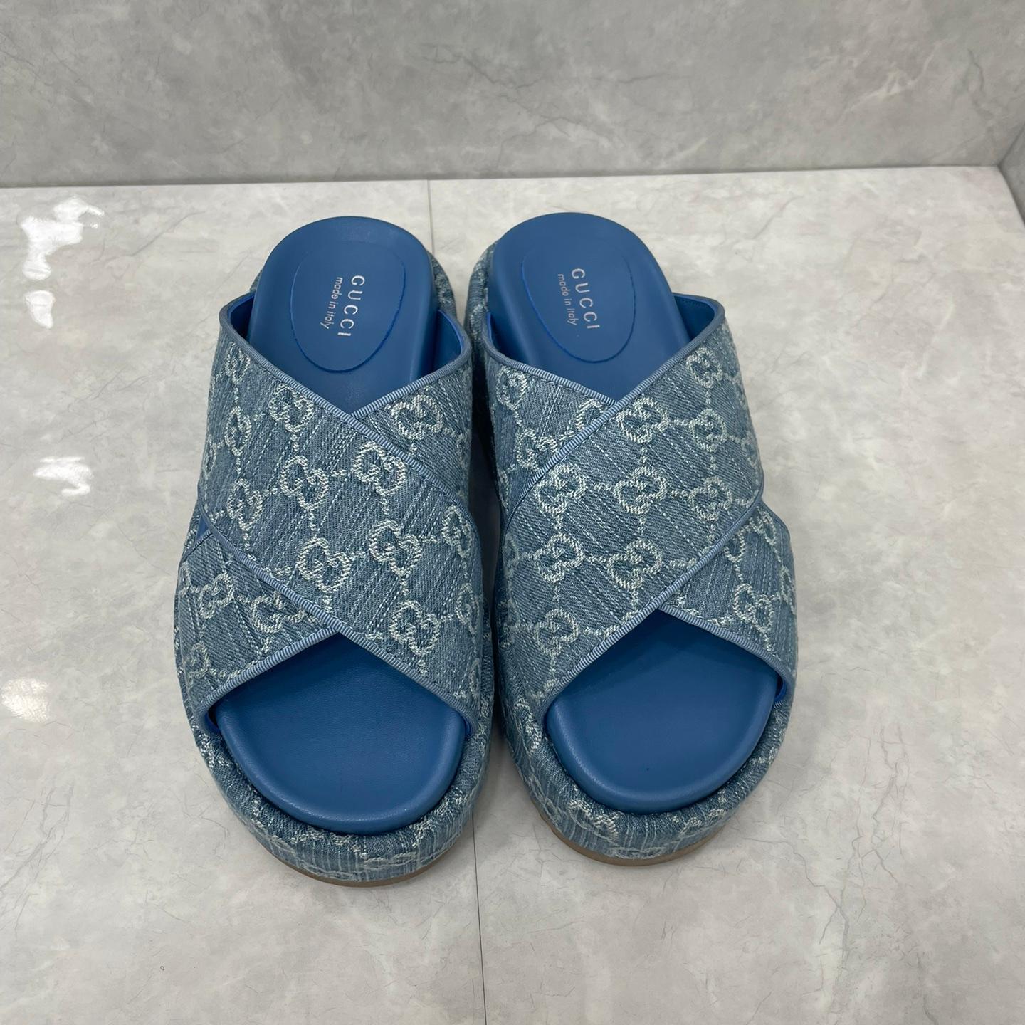 Gucci-Women's GG Thick Bottom Denim Slippers