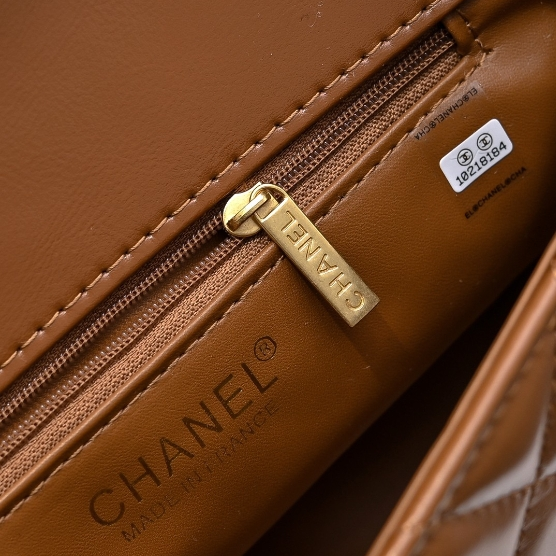 Chanel-Large 24k Teddy Lamb Wool Bag