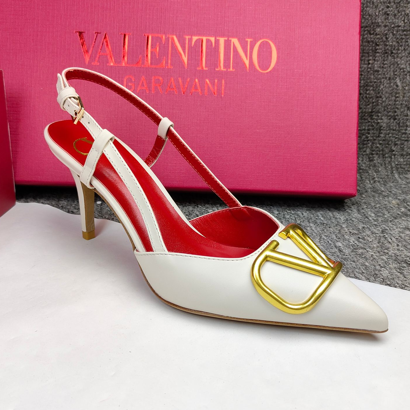 Valentino- White Pointed Buckle High Heels