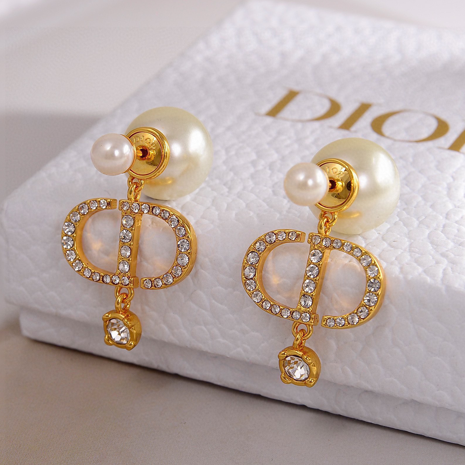 DIOR-Crystal Pearl Earrings