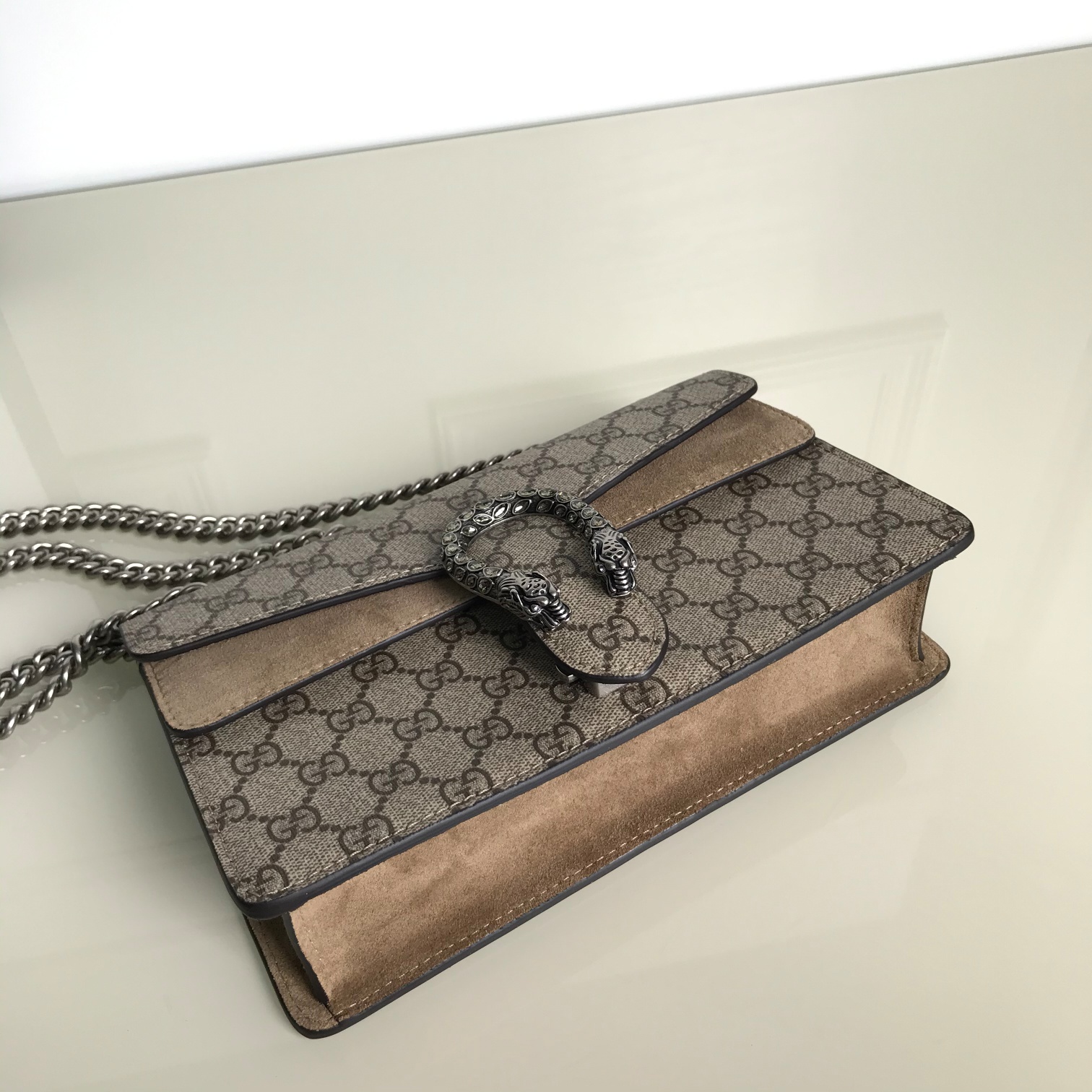 GUCCI-Dionysus Series Medium size Wine god bag