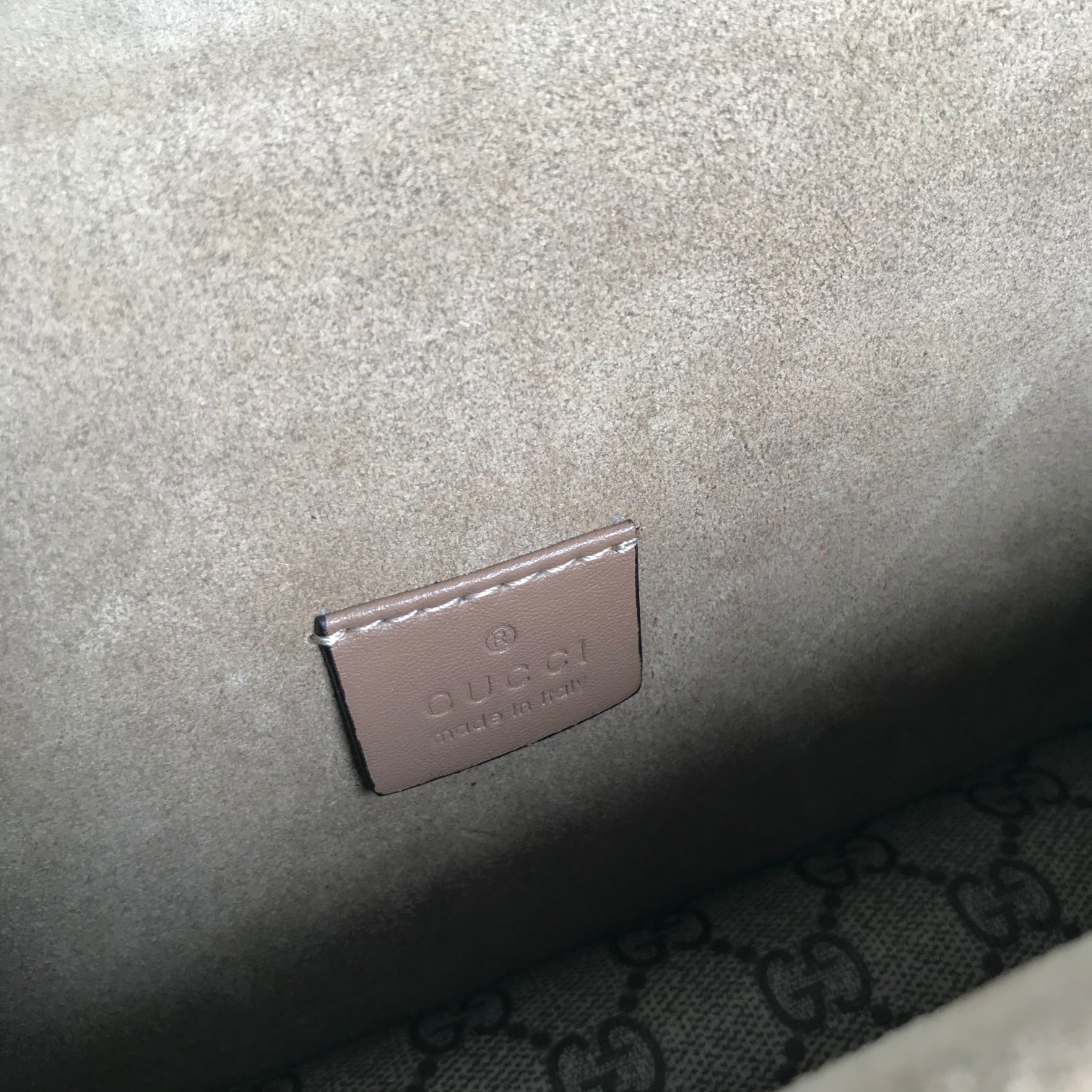GUCCI-Dionysus Series Medium size Wine god bag