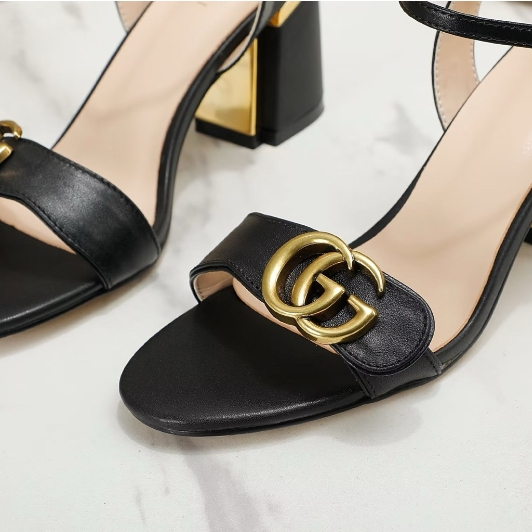 Gucci-Classic One Belt Thick Heel Sandals