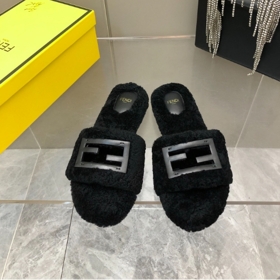 Fendi-Sheep Curly Hair Slippers