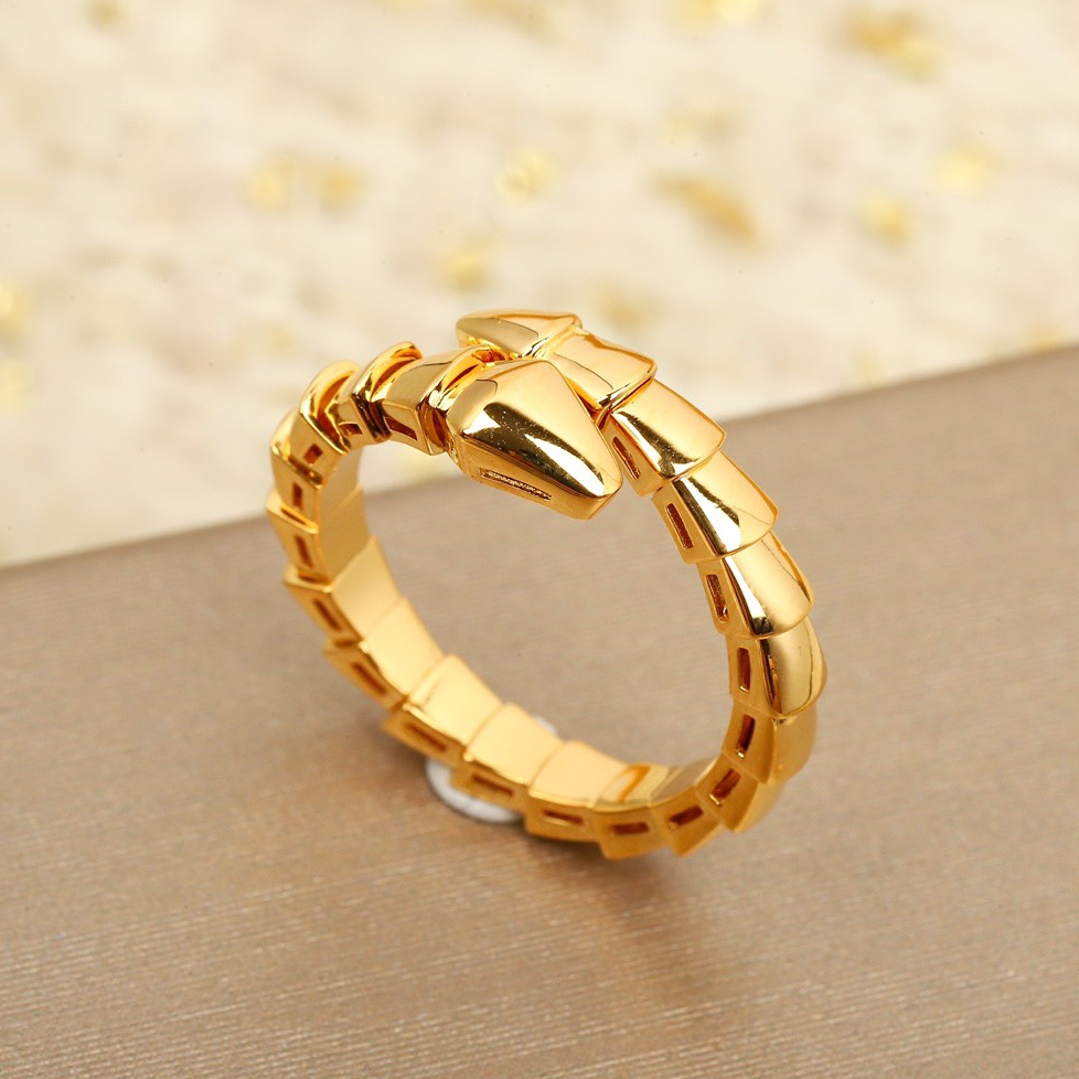 BVLGARI - SERPENTI Series Snake Shaped Ring
