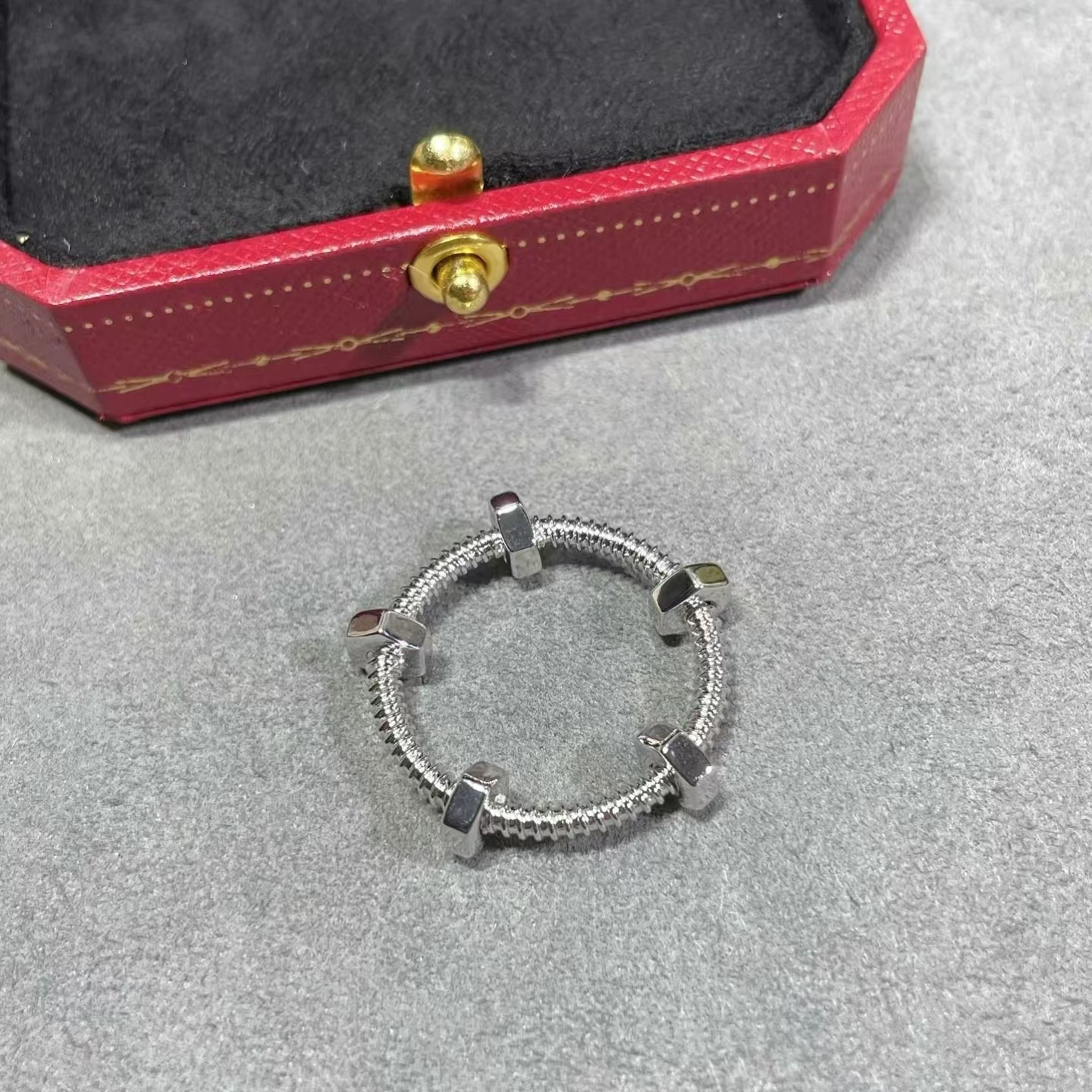 Cartier - Screw Cap Ring