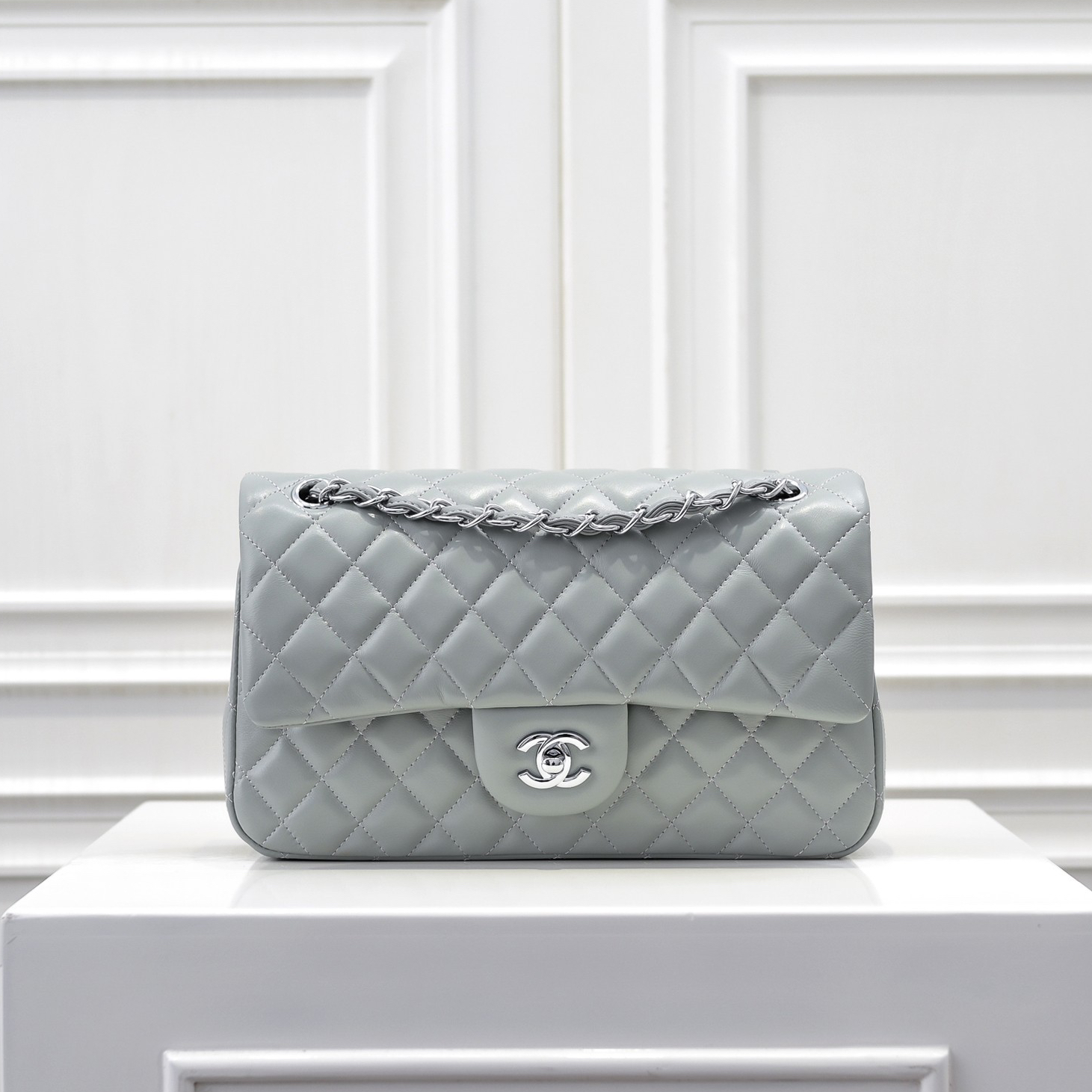 CHANEL -  Classic Flap CF Sheepskin Flap Crossbody Shoulder Bag
