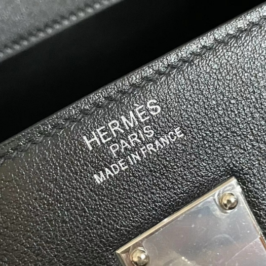 Hermes-Evergain Leather Black Silver Button Rock Bag