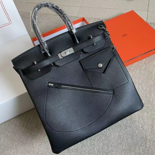 Hermes-Evergain Leather Black Silver Button Rock Bag