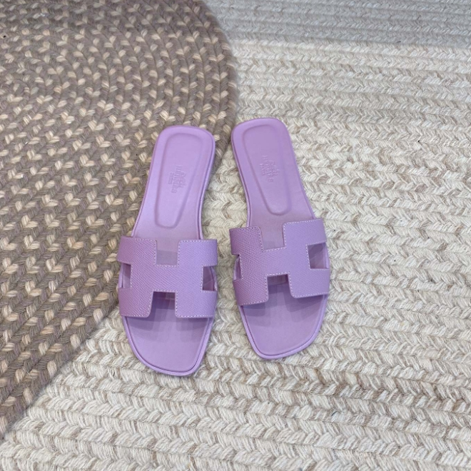 Hermes-Kelly Buttoned Slippers