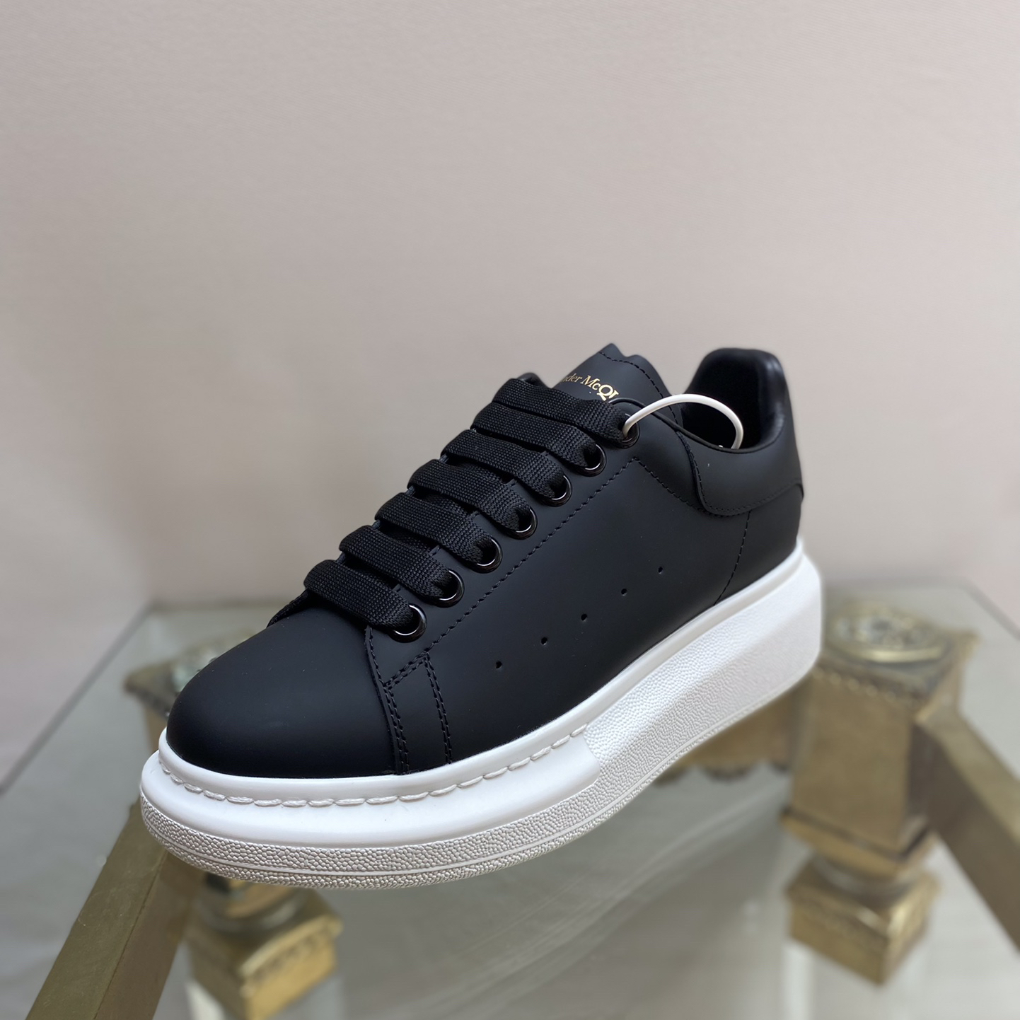 ALEXANDER MCQUEEN -  Smooth Calfskin Casual Sneakers