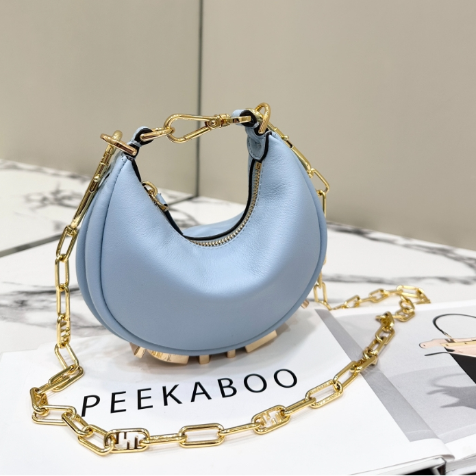 FENDI-Crescent Armpit Bag