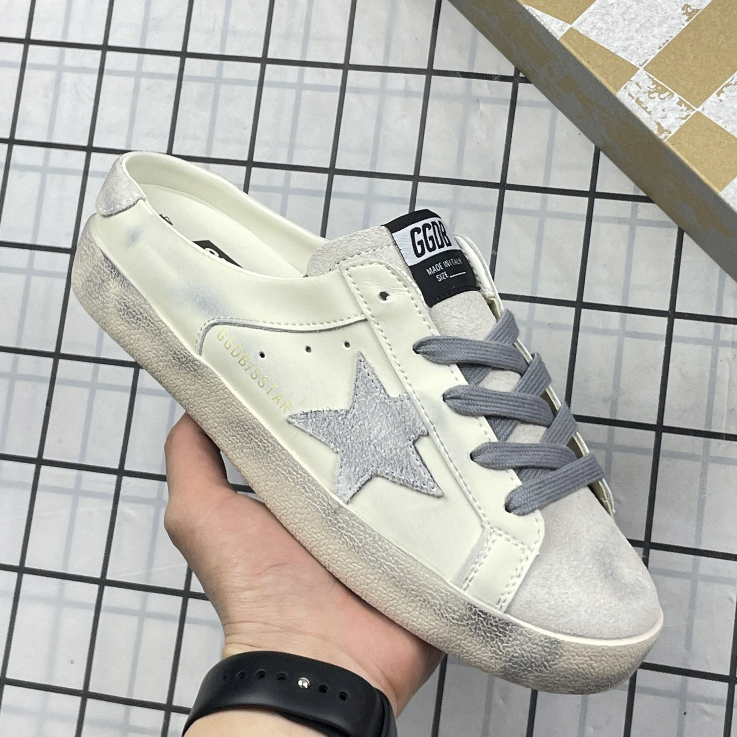 Golden Goose - Super Star Vintage Grey Star Board Shoes