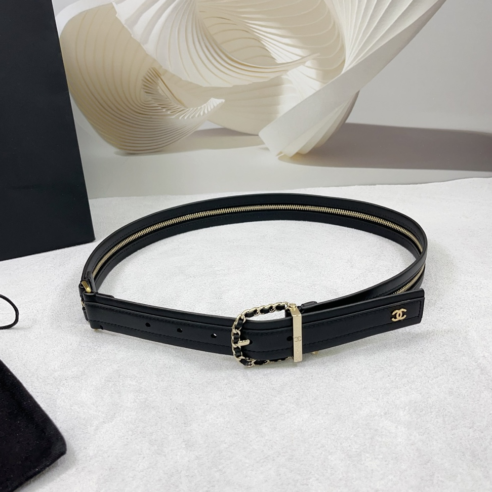 Chanel - Cowhide Zipper Belt