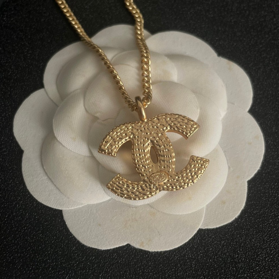 Chanel - Pearl Double C Color blocked Necklace