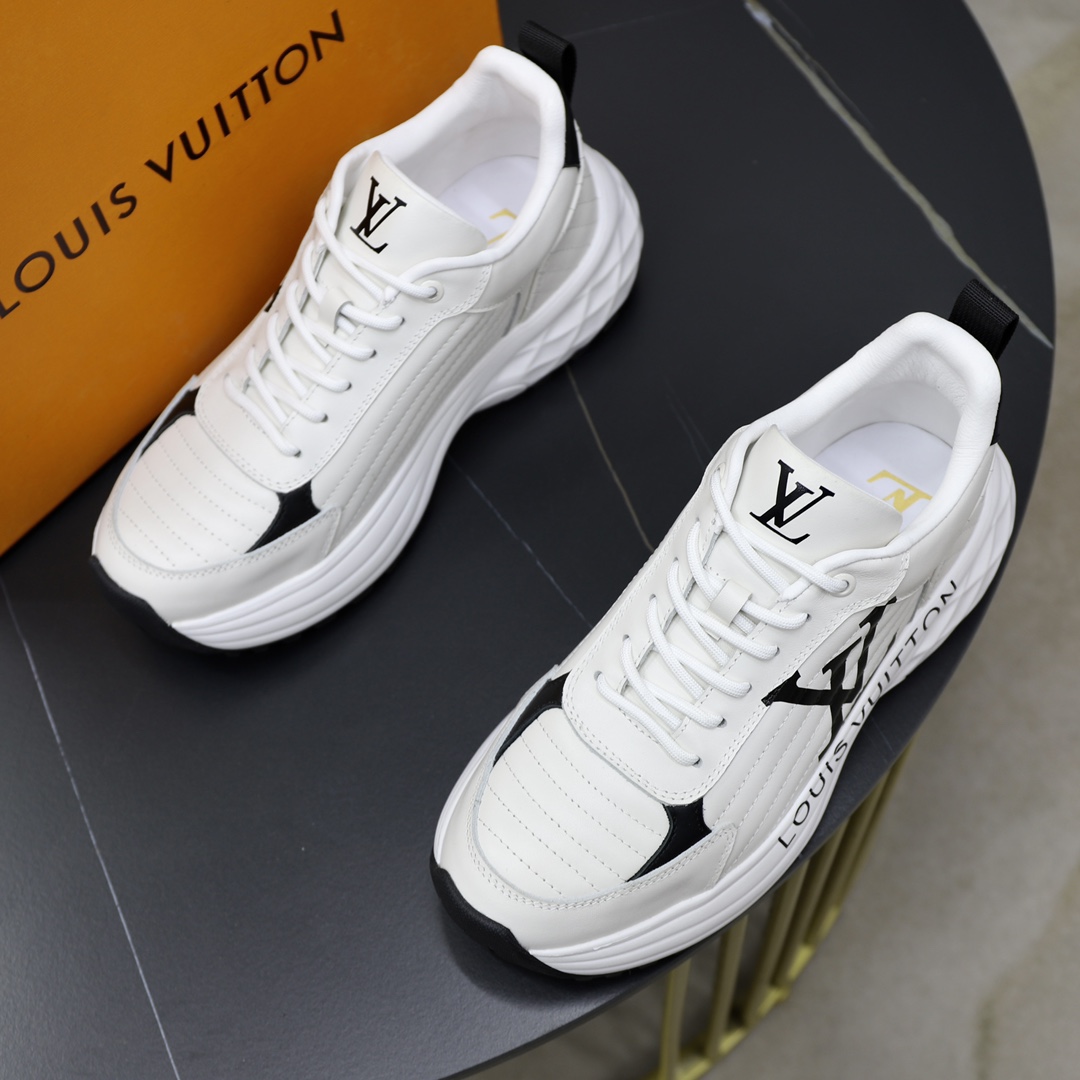 LV-Lightweight and durable sports shoes
