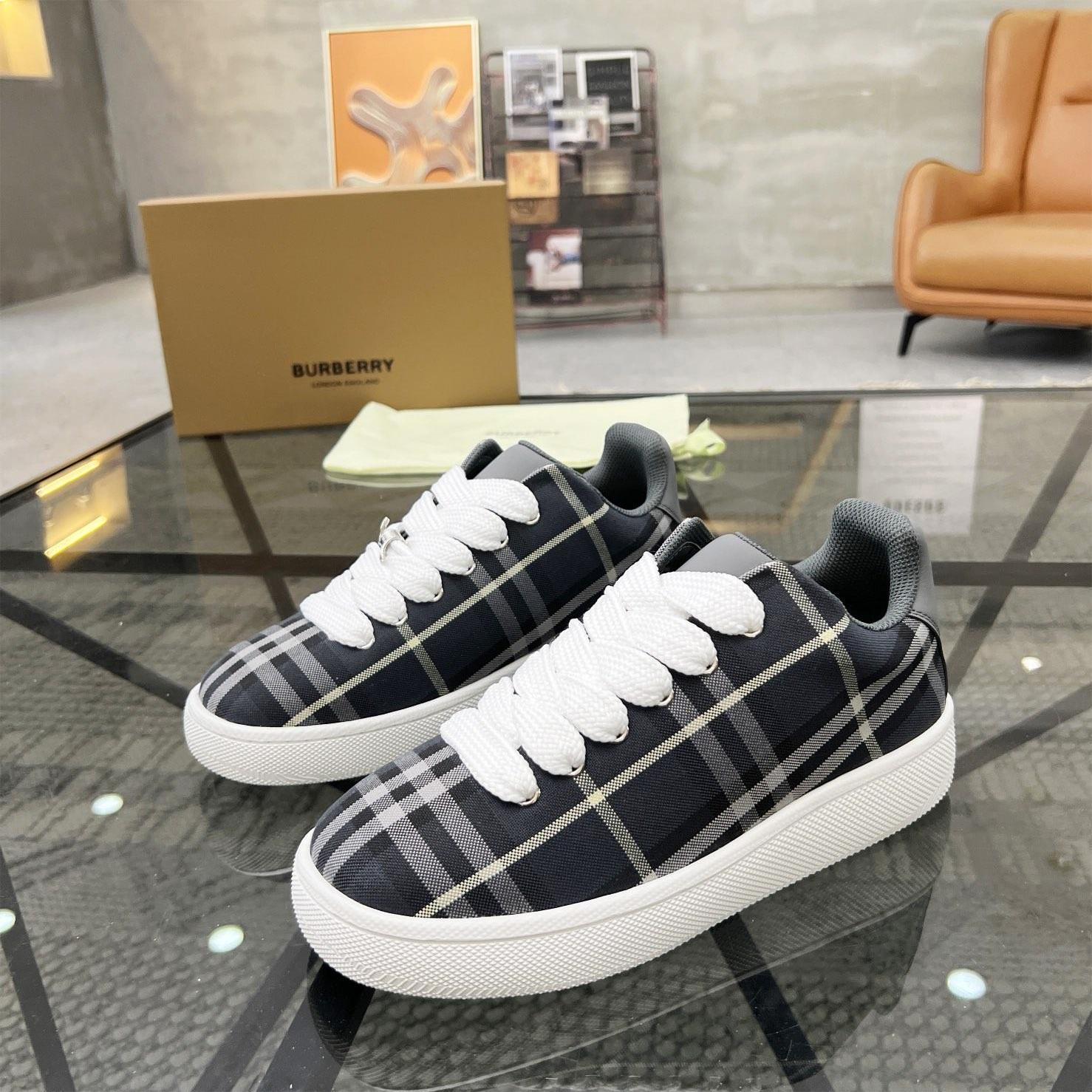 Burberry-Casual Shoes