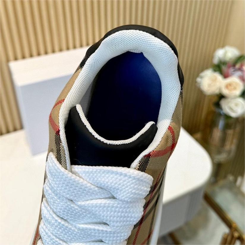 Burberry-Casual Shoes