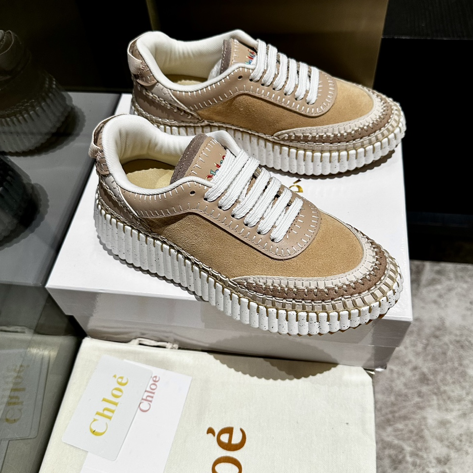 Chloe - Nama Leather Round Toe Lifestyle Shoes