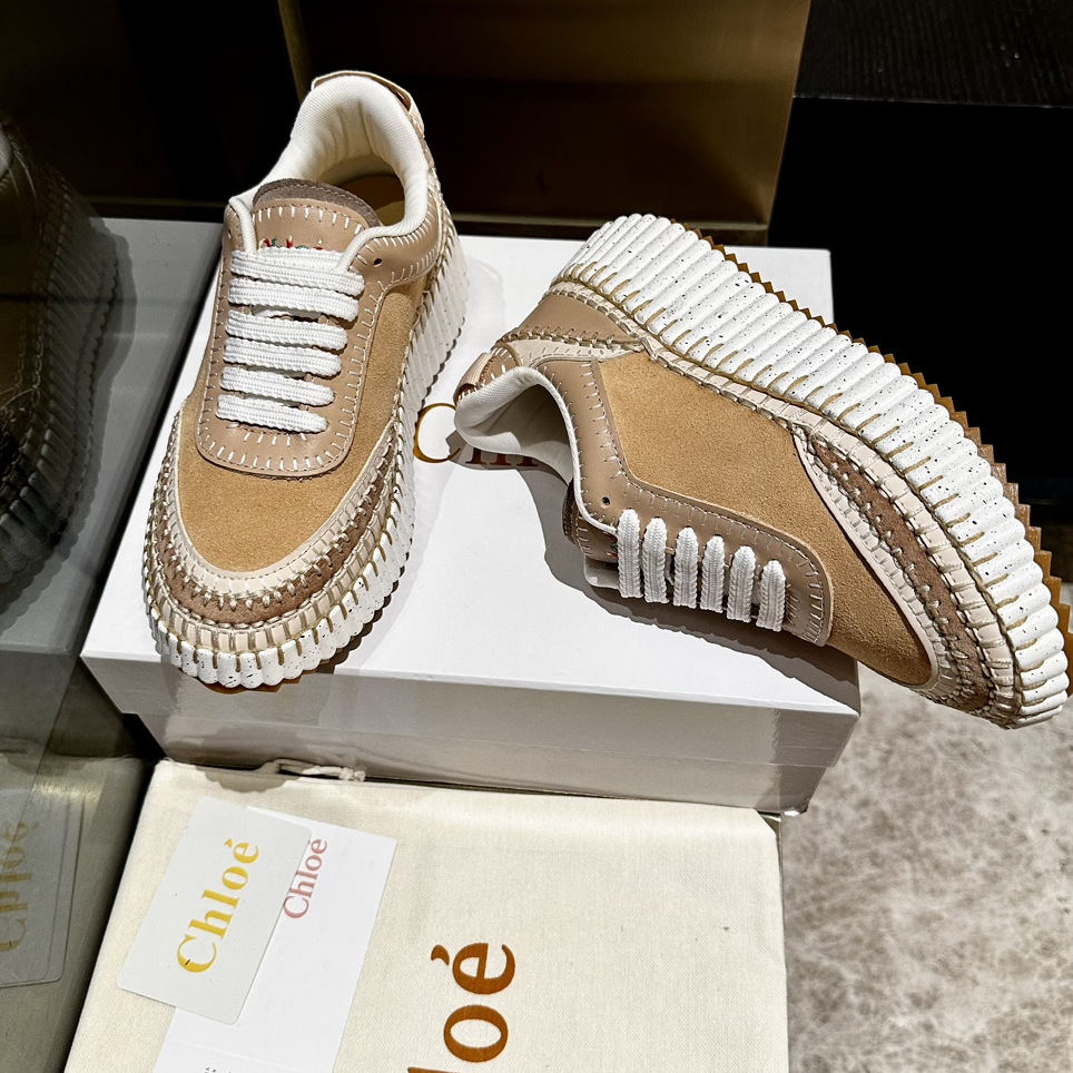 Chloe - Nama Leather Round Toe Lifestyle Shoes