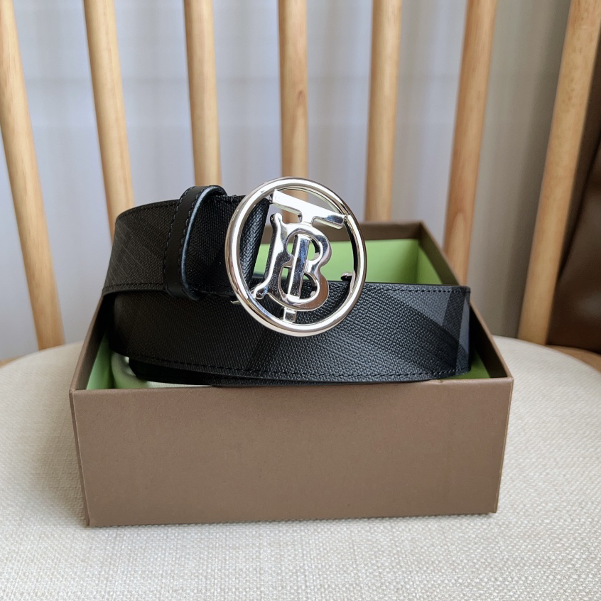 Burberry-Italian calf leather belt