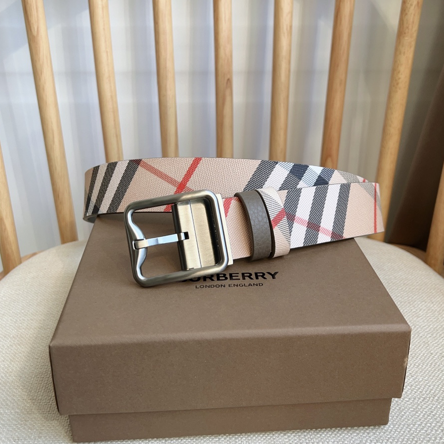 Burberry-Plaid calf leather belt
