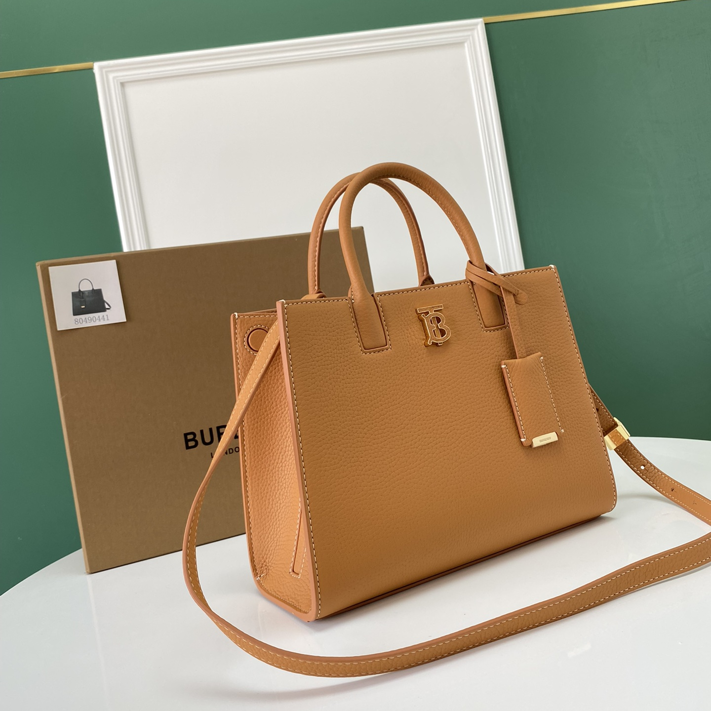 Burberry-Italian tanned grain leather tote bag
