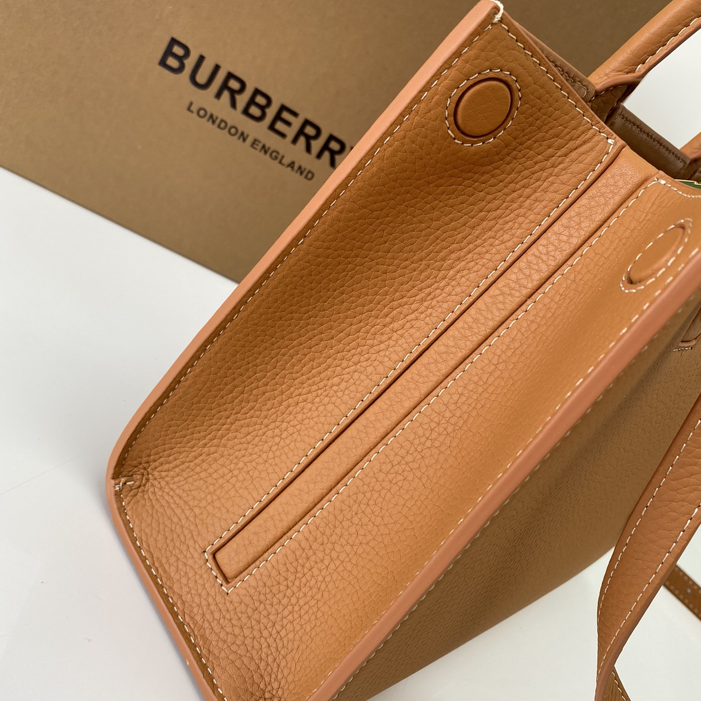 Burberry-Italian tanned grain leather tote bag