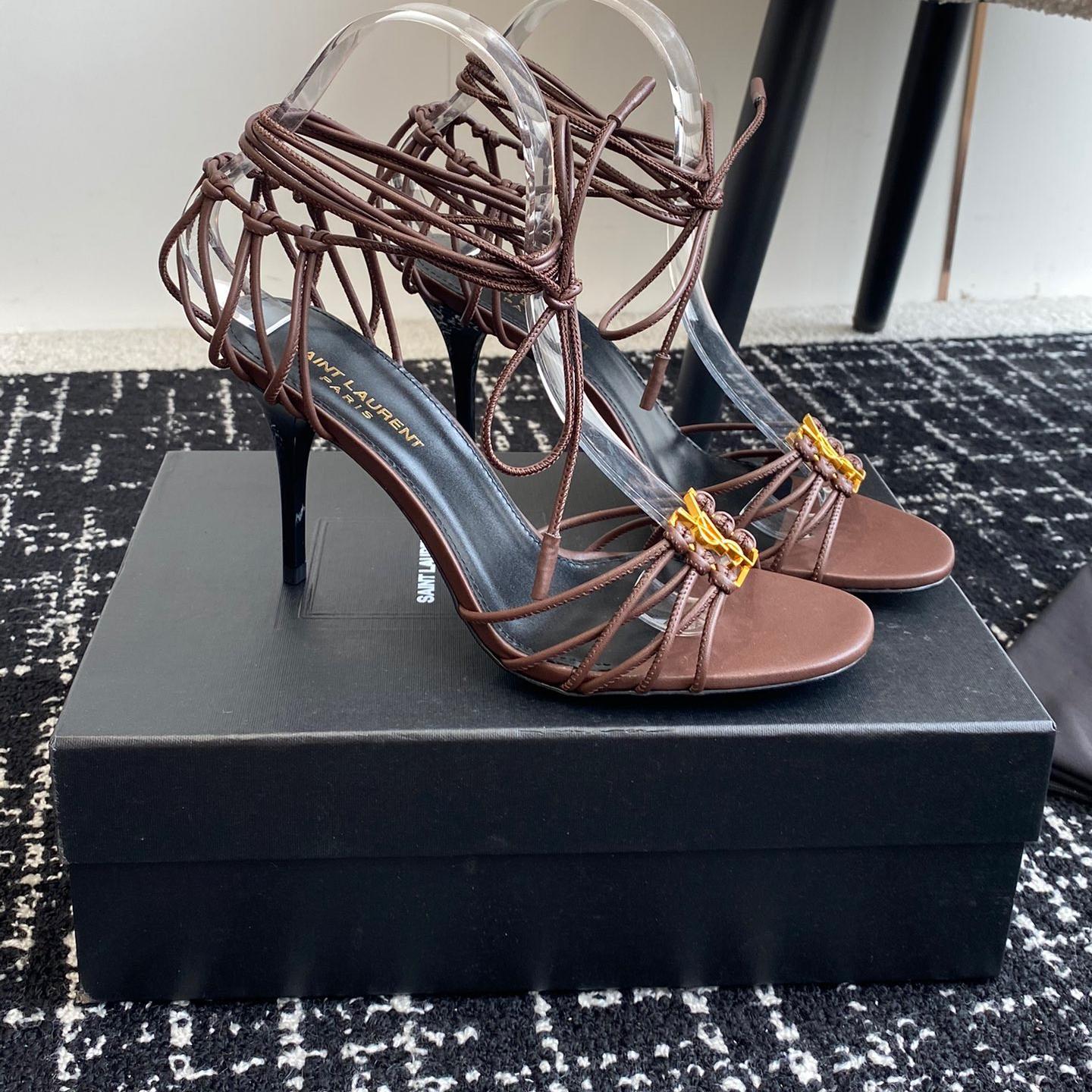 SAINT LAURENT* 25ss Heels